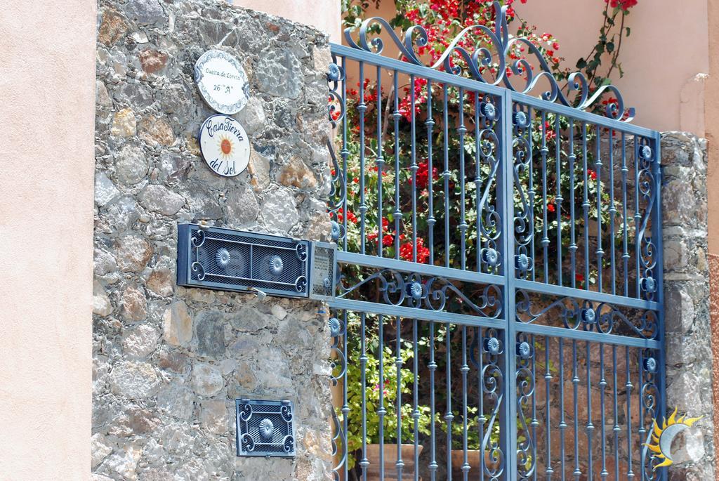 Hotel Tierra De Sol Y Luna Сан Мигел де Аленде Екстериор снимка