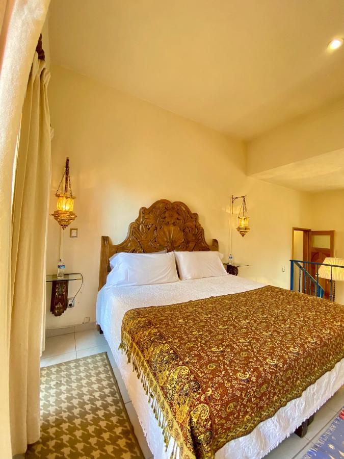 Hotel Tierra De Sol Y Luna Сан Мигел де Аленде Екстериор снимка