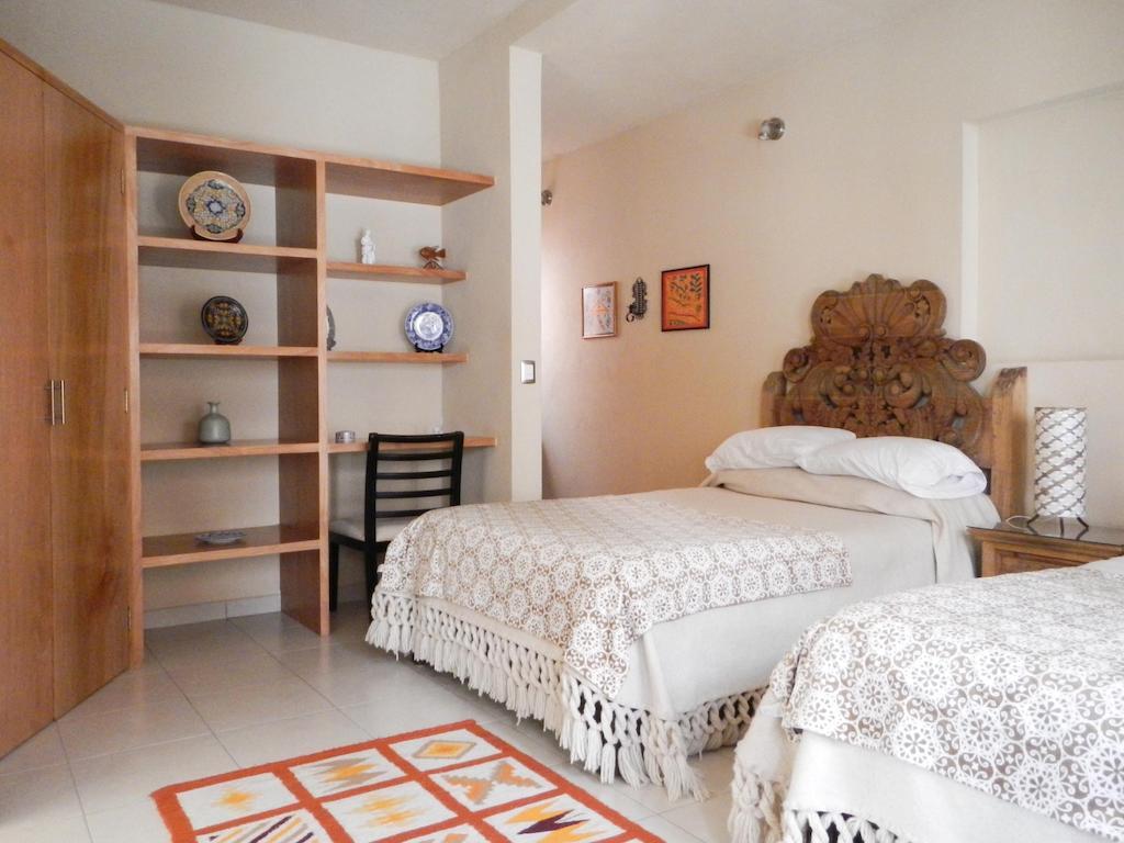 Hotel Tierra De Sol Y Luna Сан Мигел де Аленде Стая снимка